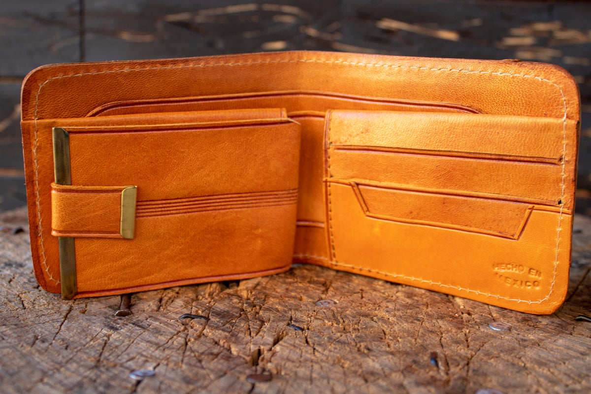WESTERN LEATHER EMBROIDERED HORSE BIFOLD WALLET – MexicanSandals.com