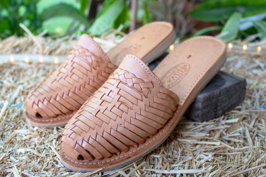 Slip on huaraches top