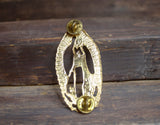 VIRGEN DE GUADALUPE Virgin Mary pinback nickel plated Button/Badge Plaque