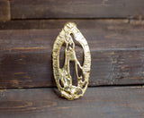 VIRGEN DE GUADALUPE Virgin Mary pinback nickel plated Button/Badge Plaque